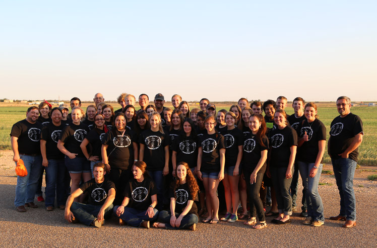 Students at the US Dairy Education and Training Consortium pose for a group photo.