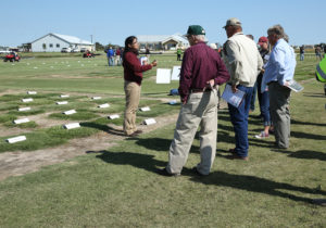 Dr. Ambika Chandra tells a group of turfgrass professionals about ongoing turfgrass research.